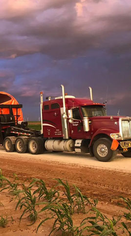 Heavy Equipment Shipping in Houston, TX